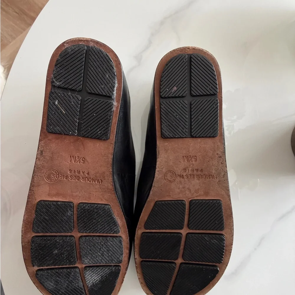 L’amour Des Pieds Black leather Woven Strap Mary Jane Flats